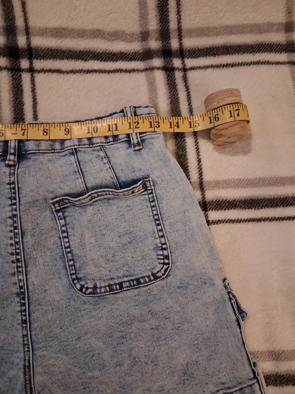 Flamingals Light Wash Denim Cargo Shorts - Picture 3 of 7